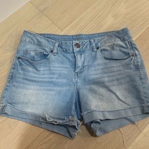 American Eagle denim midi shorts size 11